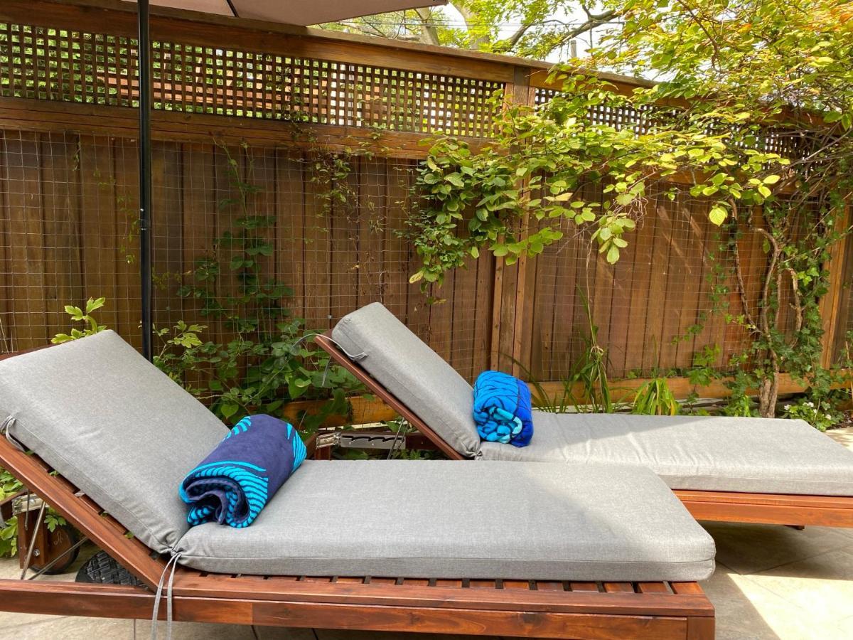 Superb Beach Home:Heated Pool-Hot Tub Open 365Days Toronto Exteriör bild