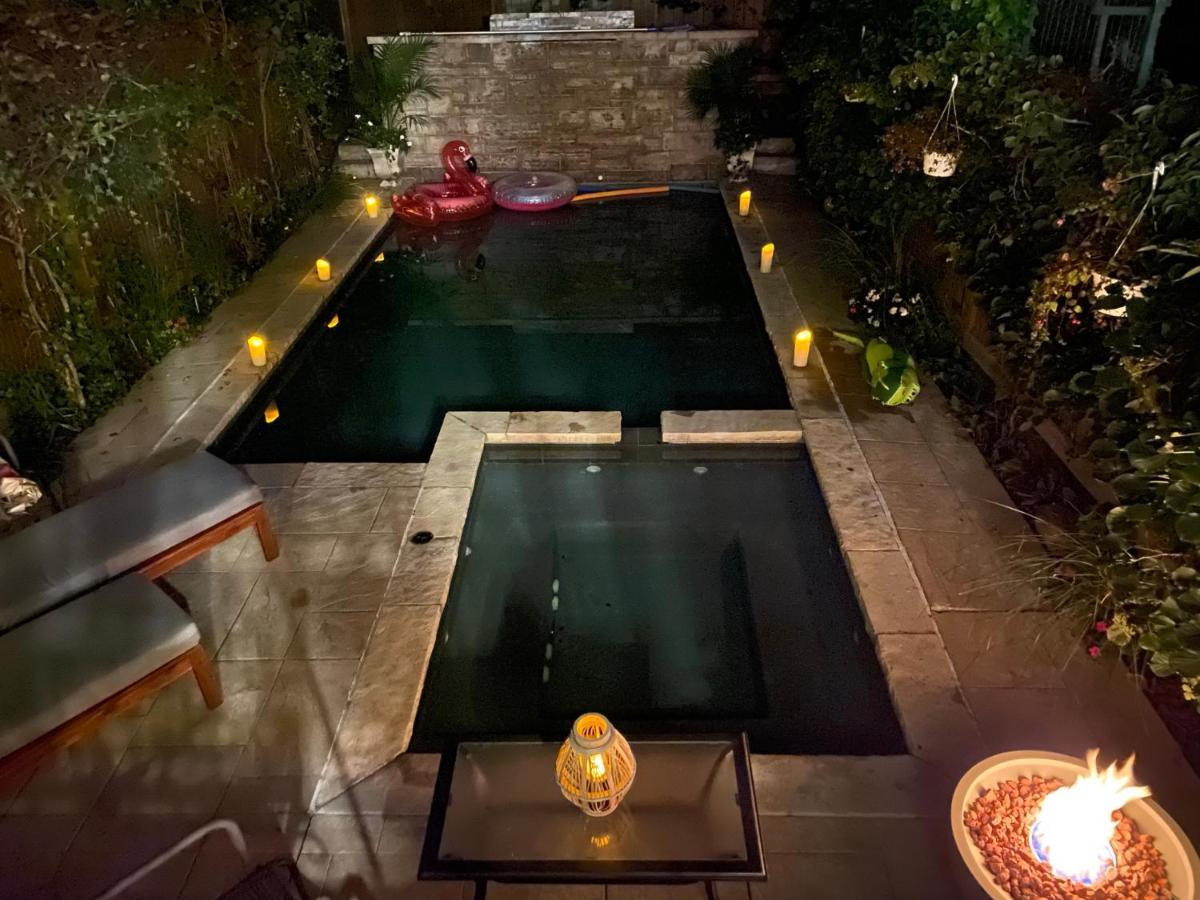 Superb Beach Home:Heated Pool-Hot Tub Open 365Days Toronto Exteriör bild