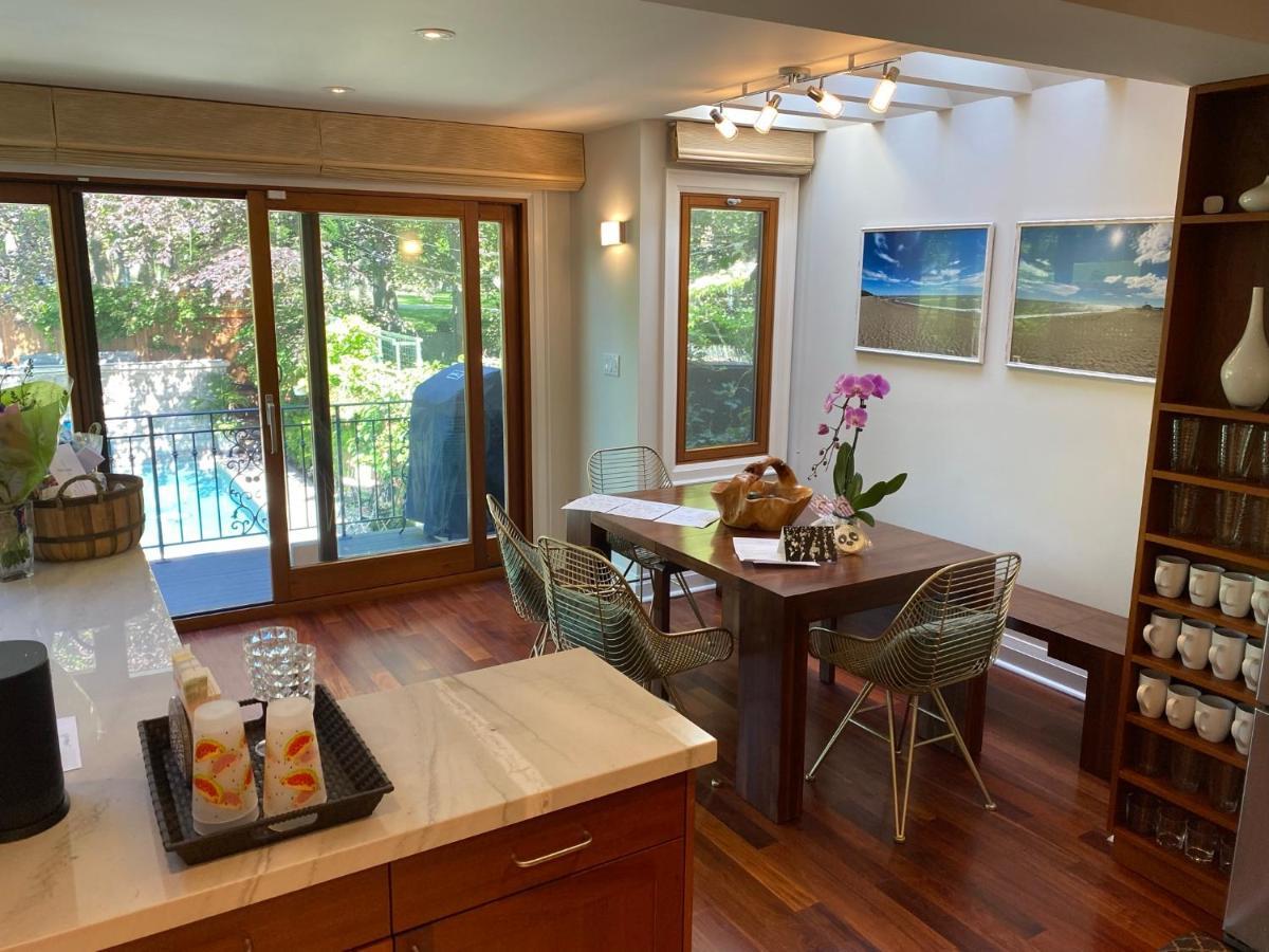 Superb Beach Home:Heated Pool-Hot Tub Open 365Days Toronto Exteriör bild