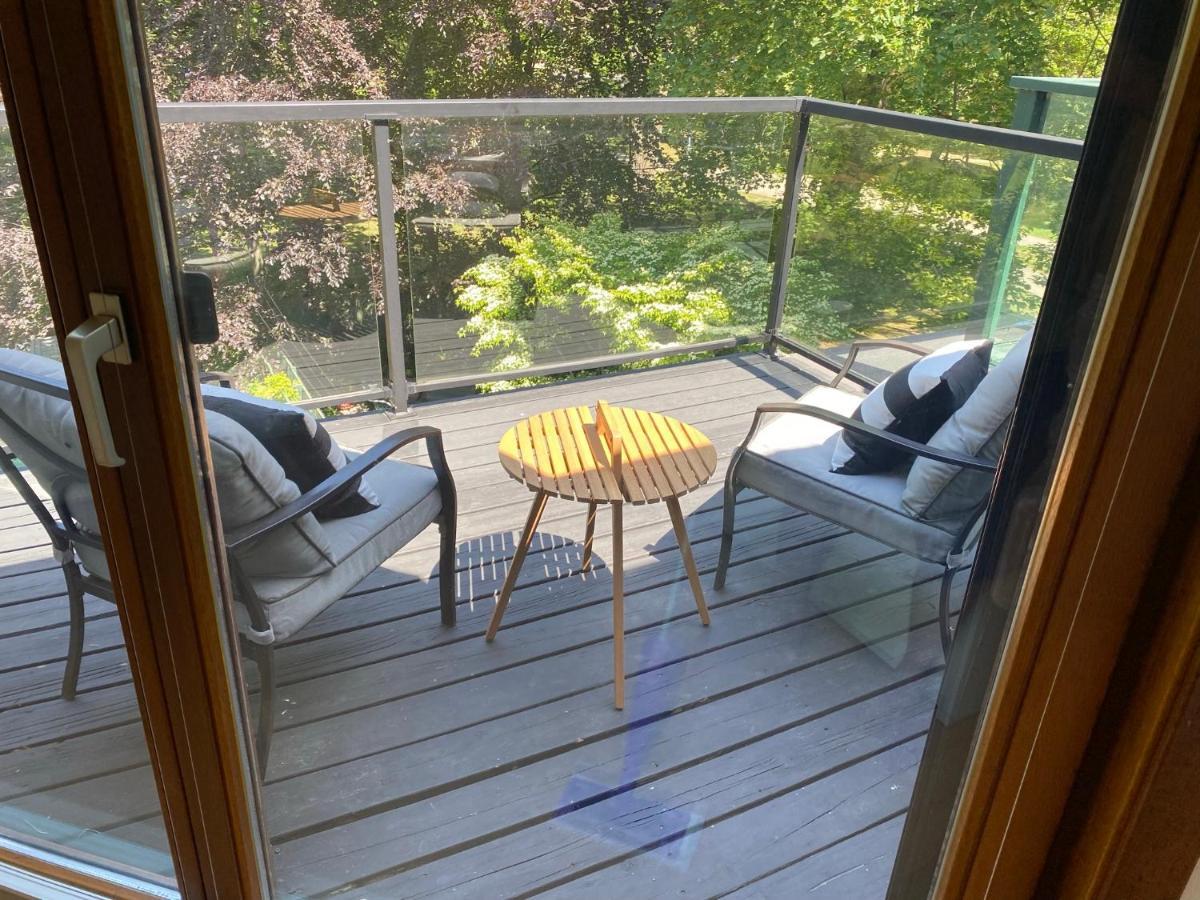Superb Beach Home:Heated Pool-Hot Tub Open 365Days Toronto Exteriör bild