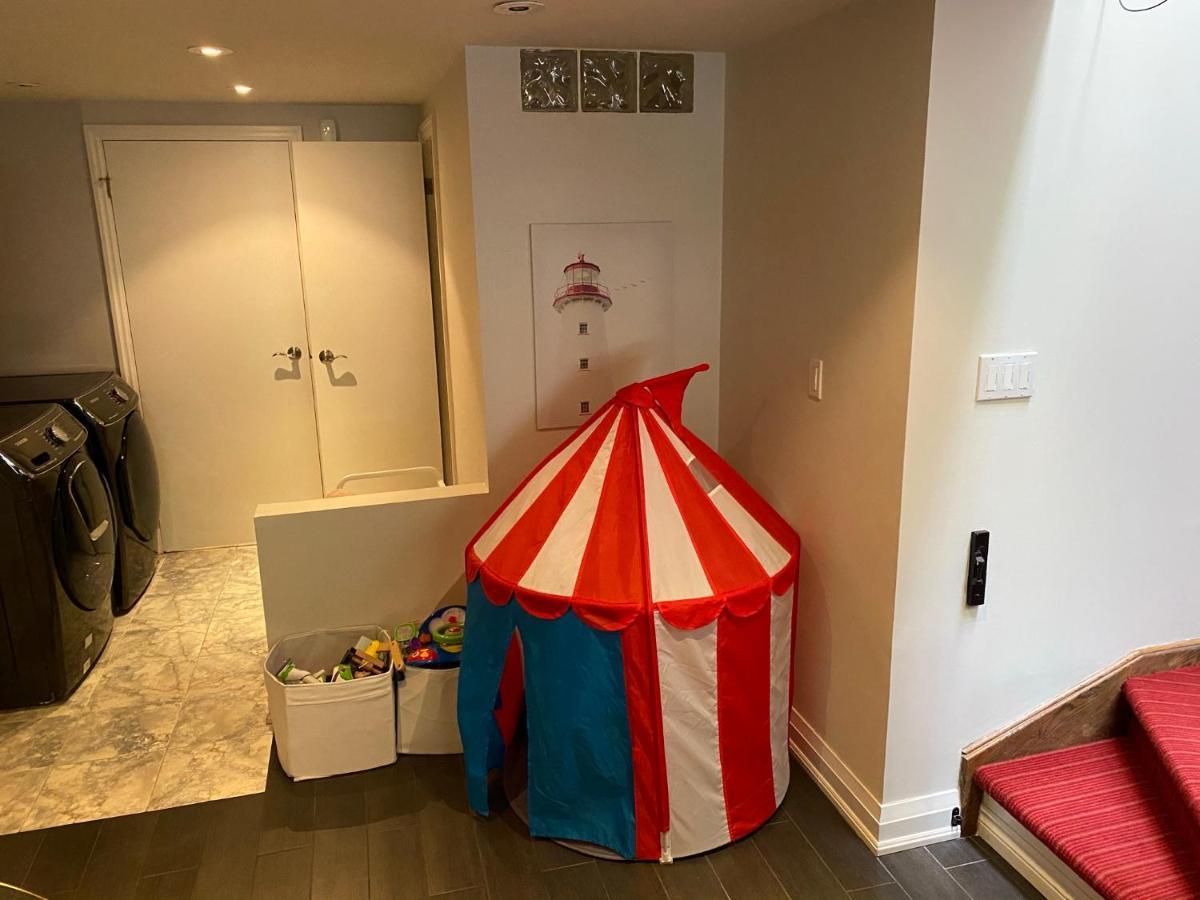 Superb Beach Home:Heated Pool-Hot Tub Open 365Days Toronto Exteriör bild